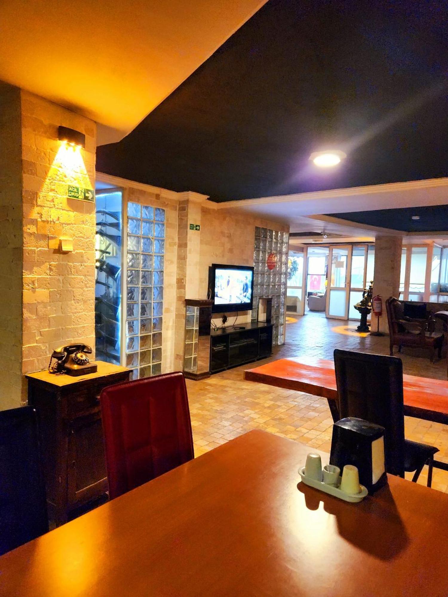 Elite Hotel City Center Corlu Bed And Breakfast Exterior foto
